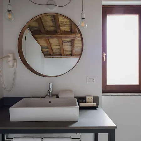 Palazzo Lupardi Relais Couette-café 4*